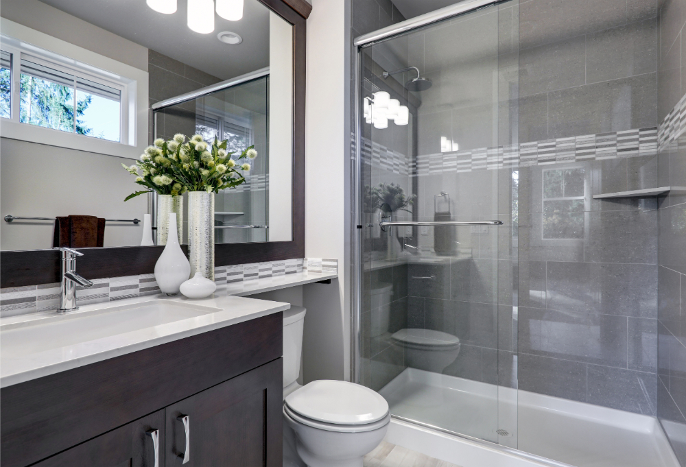 Step Into Luxury: Custom Walk-In Shower Trends for Fargo Master Bathrooms